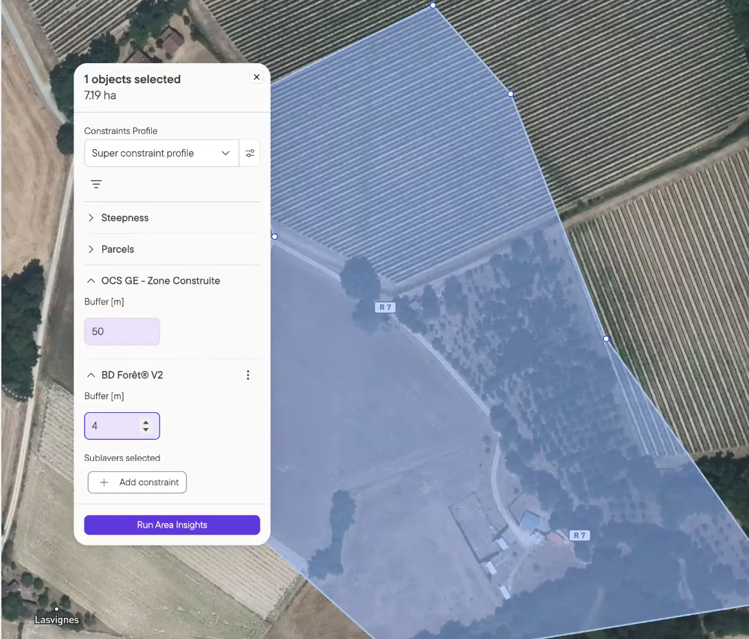 Constraint profile in Glint Solar with buffers set on built-up land and forest, ready to run Area Insights