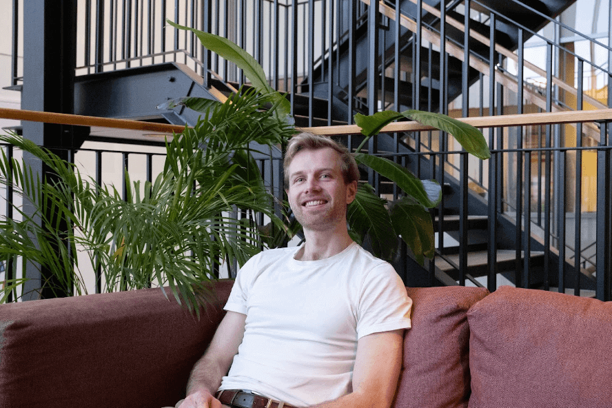 Fredrik Portrait (1)